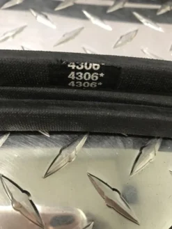 Husqvarna V-Belt L 105-1/8" , W 1/2" Z- CZ Series 539110410