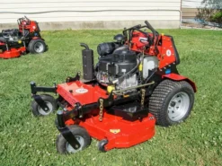 Bradley 52SC-BS26 52" Stand On Compact Zero Turn Mower 26HP Vanguard -Tool Comprehensive dsc00547 2