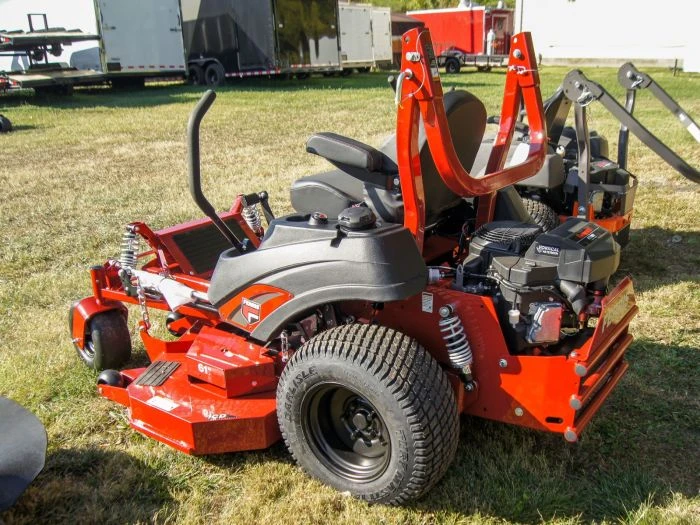 Ferris 5902019 ISX800 61" Zero Turn Mower 24HP Kawasaki 5 Ferris 5902019 ISX800 61" Zero Turn Mower 24HP Kawasaki - Image 5