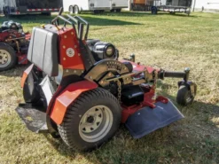 Bradley 48" Stand On Compact ZT Mower 25 HP Briggs Engine 48SC-CT25 11 Bradley 48" Stand On Compact ZT Mower 25 HP Briggs Engine 48SC-CT25 -Tool Comprehensive dsc00871 4