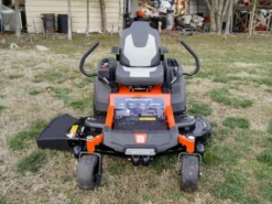 Husqvarna Z254F Prem. Special Edition Zero Turn Mower 26HP KOH -Tool Comprehensive dsc03099 2