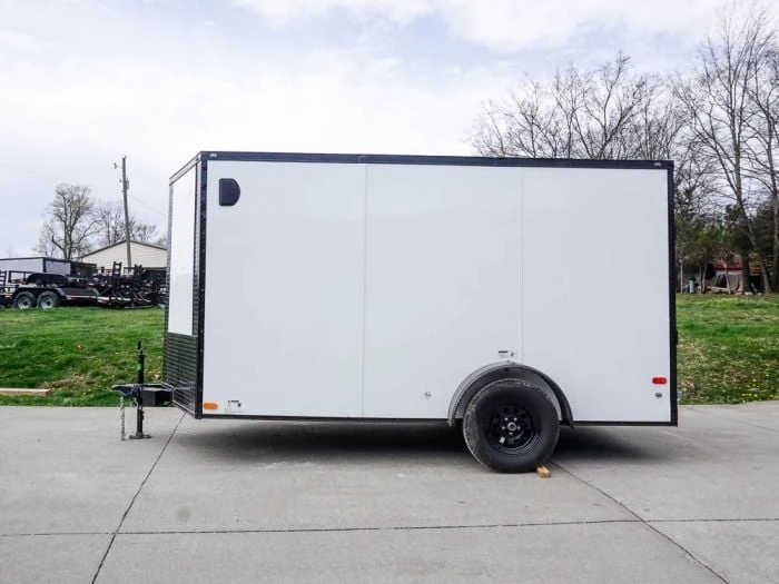 7x12 Enclosed Trailer White V-Nose Blackout Package 3,500lb Axle Storage 4 7x12 Enclosed Trailer White V-Nose Blackout Package 3,500lb Axle Storage - Image 4