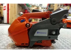 Husqvarna T435 Chainsaw Professional 12" W/ 6-Pack Oil & Extra Chain 11 Husqvarna T435 Chainsaw Professional 12" W/ 6-Pack Oil & Extra Chain -Tool Comprehensive dsc05837 3 1