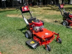Worldlawn WY28X11BS 28" Walk Behind Lawn Mower 10.5HP Briggs -Tool Comprehensive dsc07971 1